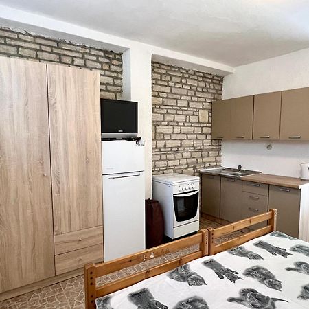 Apartmani Lidija Karin Donji Donji Karin Екстериор снимка