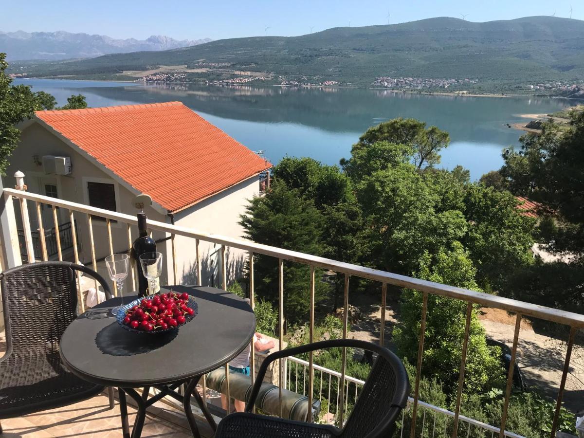 Apartmani Lidija Karin Donji Donji Karin Екстериор снимка