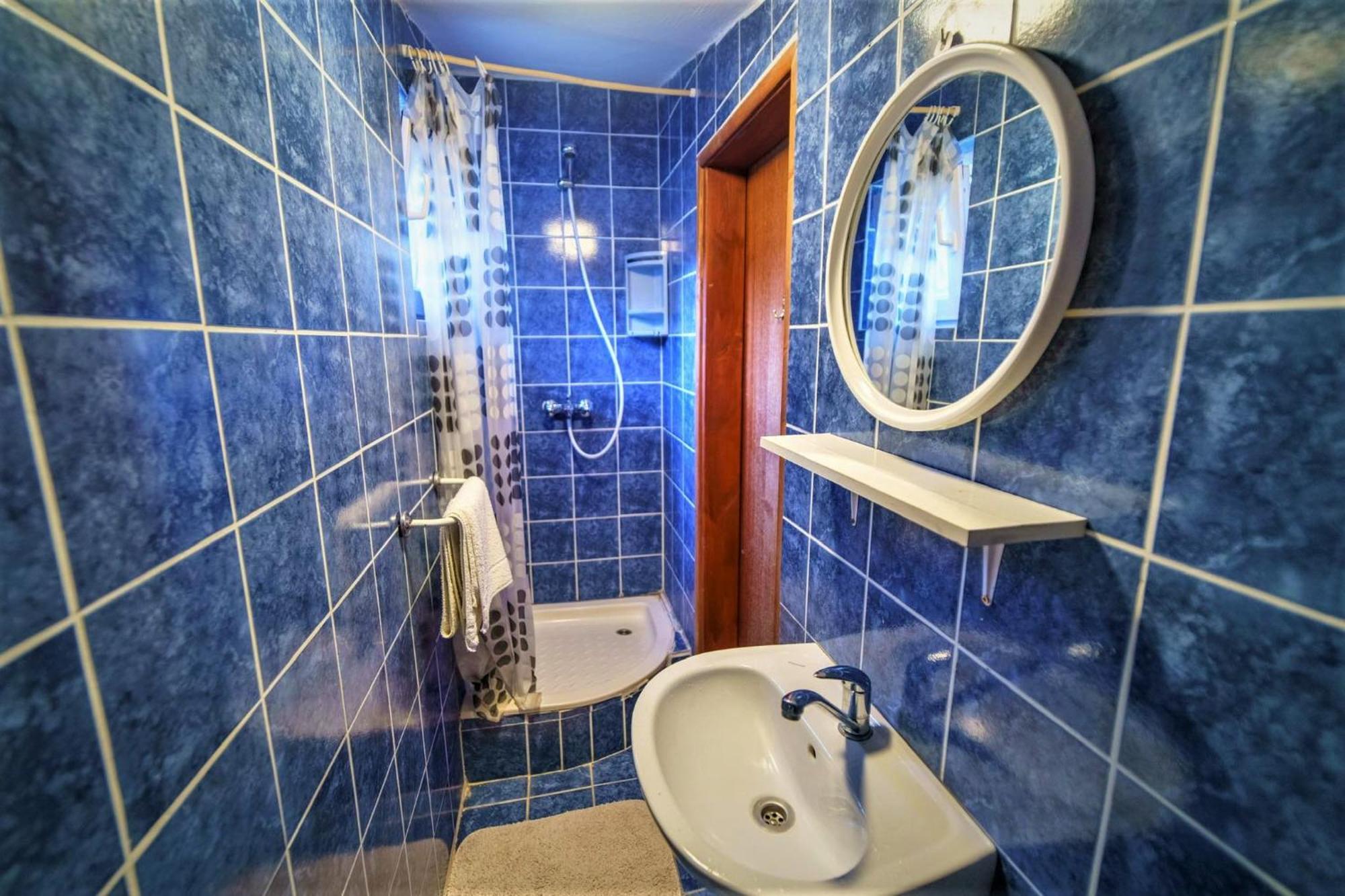 Apartmani Lidija Karin Donji Donji Karin Екстериор снимка