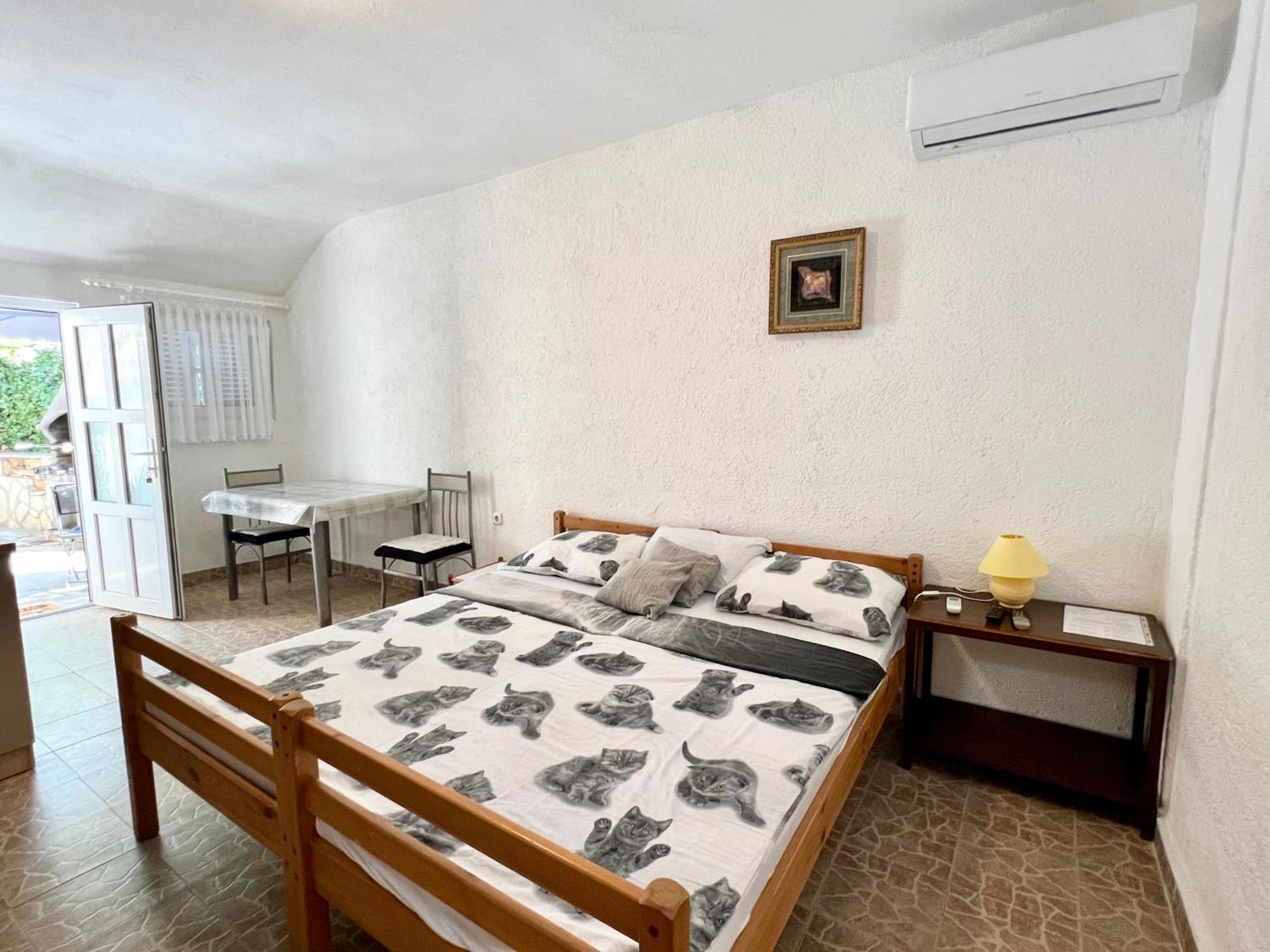 Apartmani Lidija Karin Donji Donji Karin Екстериор снимка