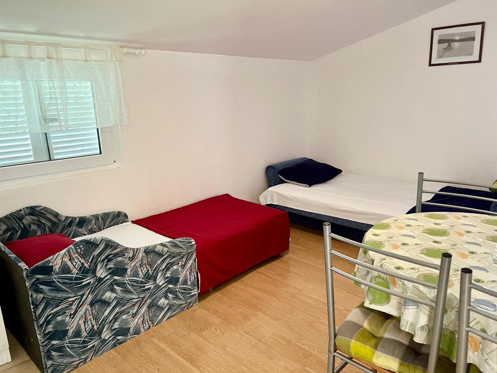 Apartmani Lidija Karin Donji Donji Karin Екстериор снимка