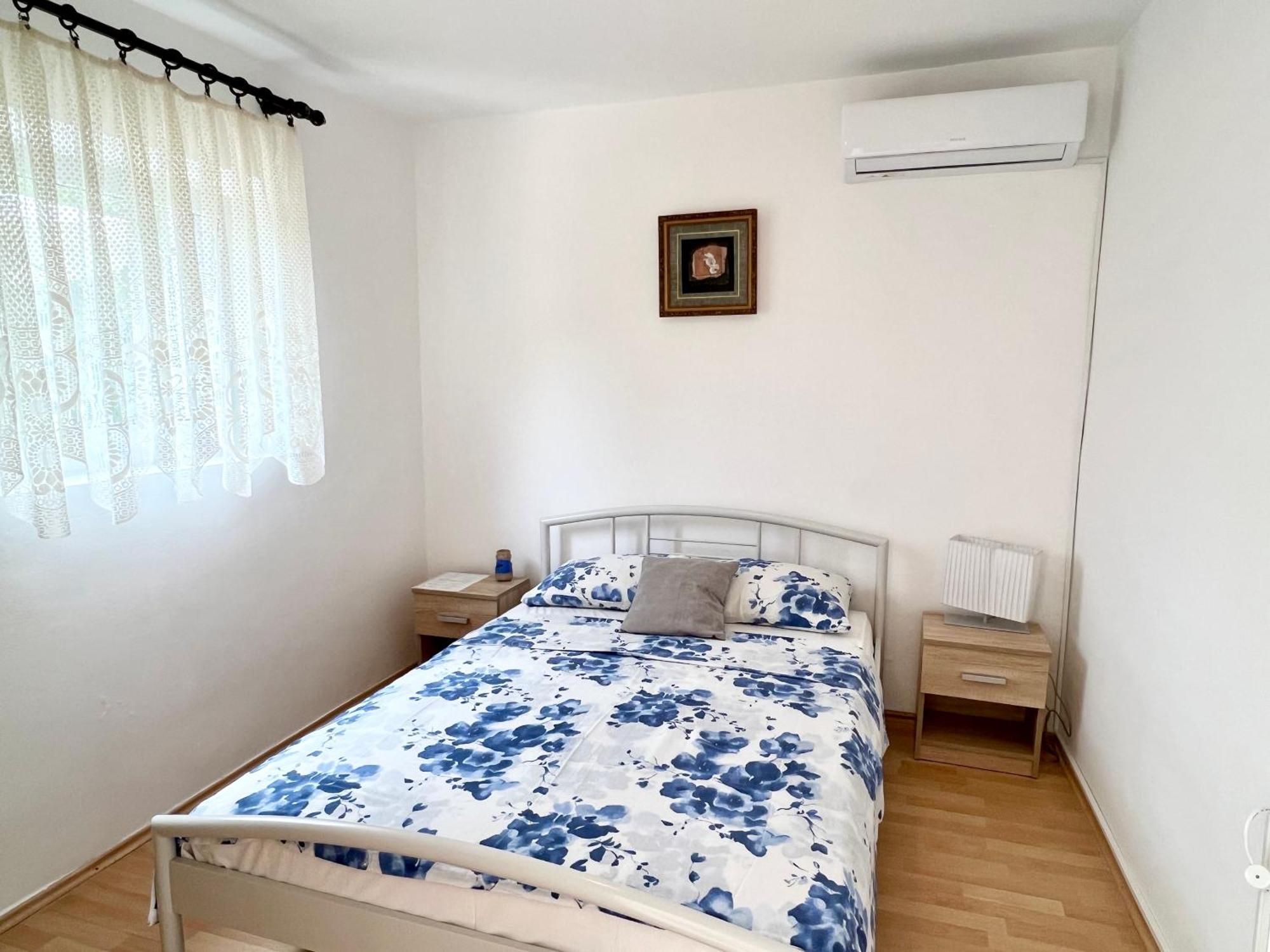 Apartmani Lidija Karin Donji Donji Karin Екстериор снимка