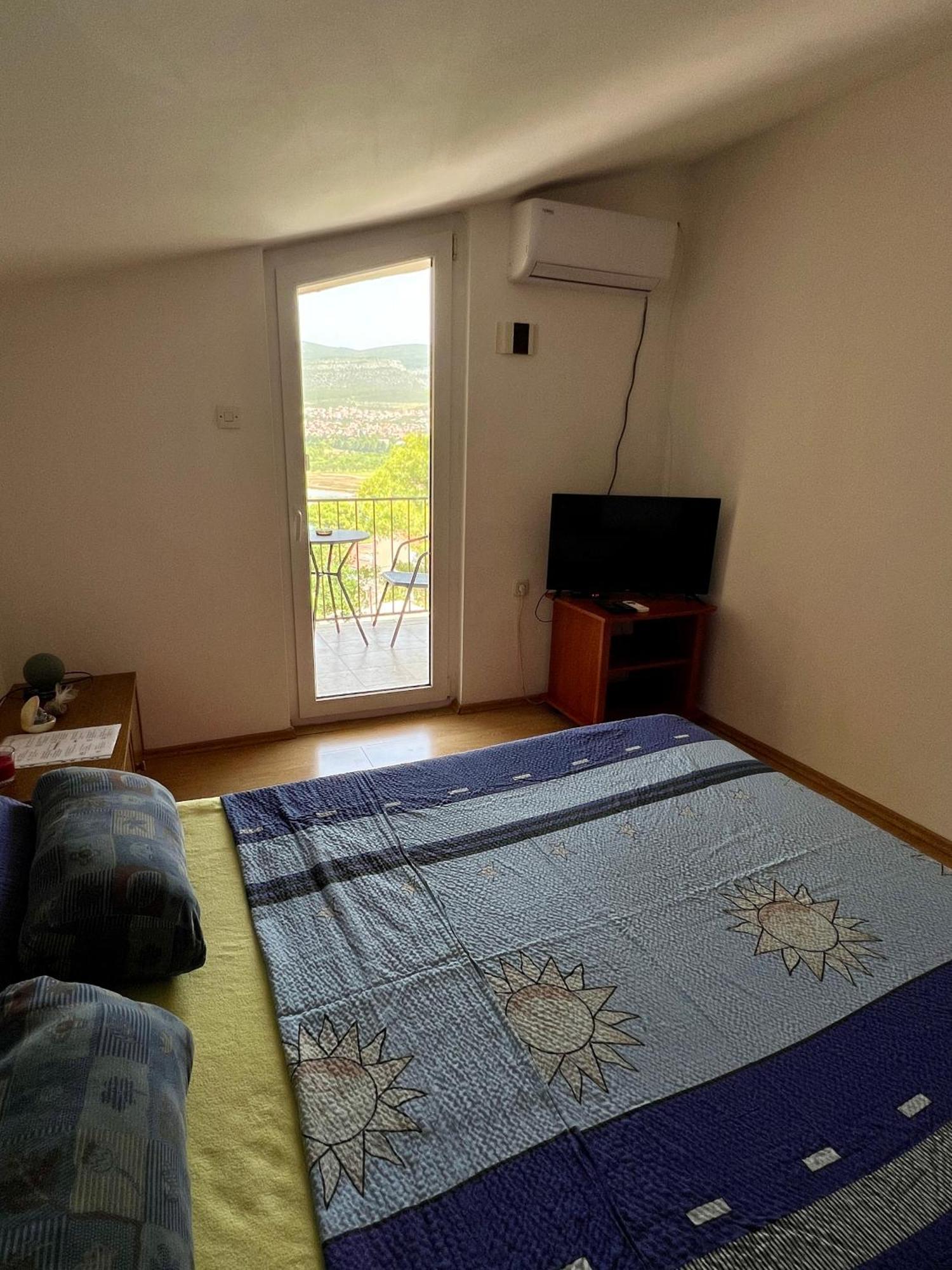 Apartmani Lidija Karin Donji Donji Karin Екстериор снимка